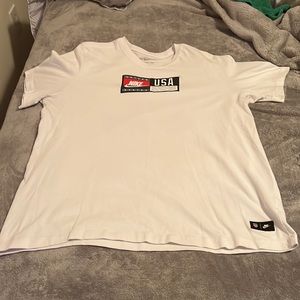 Mens XL Nike short sleeve shirt.